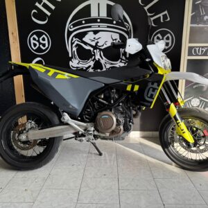 Husqvarna 701 Supermoto 2024