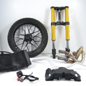 Ricambi sinistrati CFMoto 700 CL-X Heritage
